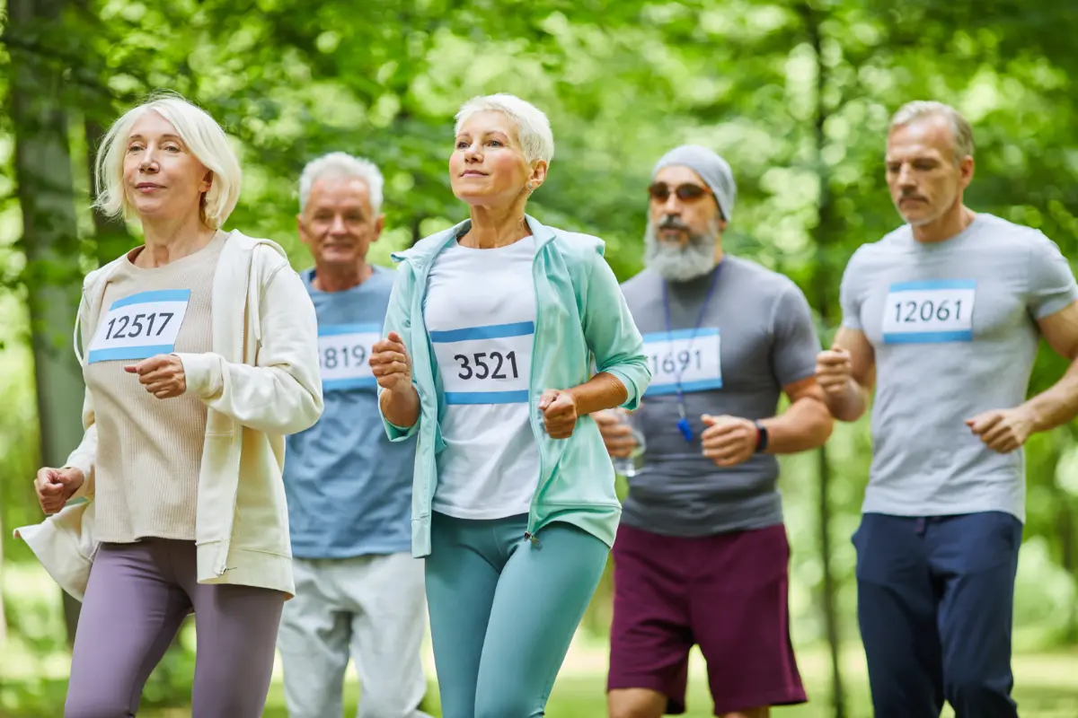 Sport à 60 ans : les 4 activités physiques recommandées par ce coach